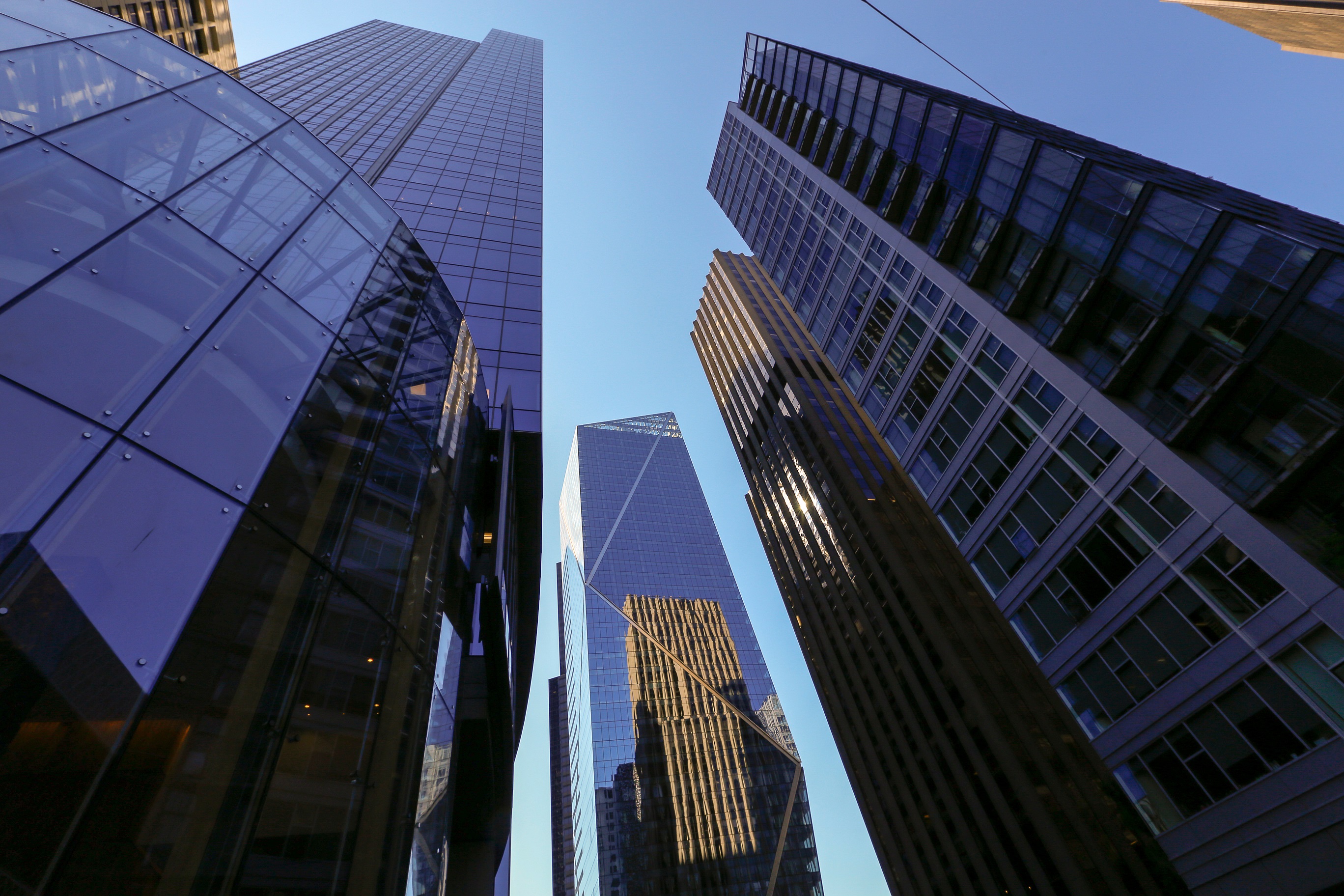 Modern financial management environment